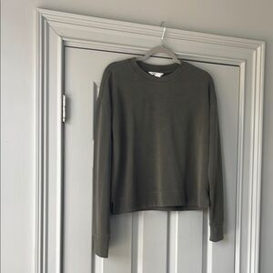 Athleta Seasoft Olive Crewneck
